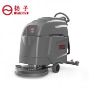 小型手推式洗地機(jī)，備受超市的喜愛