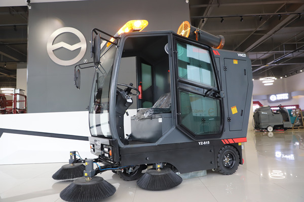 駕駛式掃地機(jī)為何如此受歡迎？